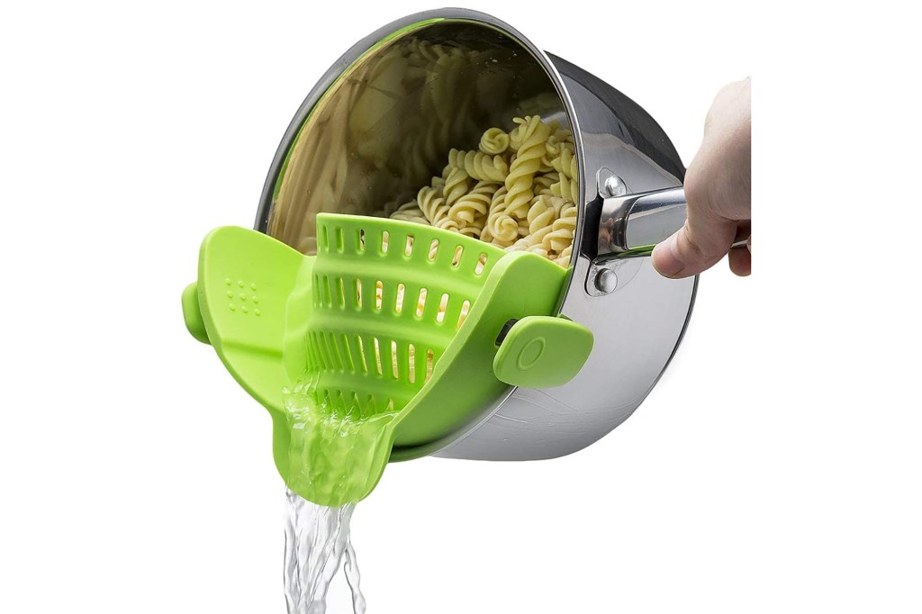 Kitchen Gizmo Snap N Strain Clip-On Pot and Pasta Strainer